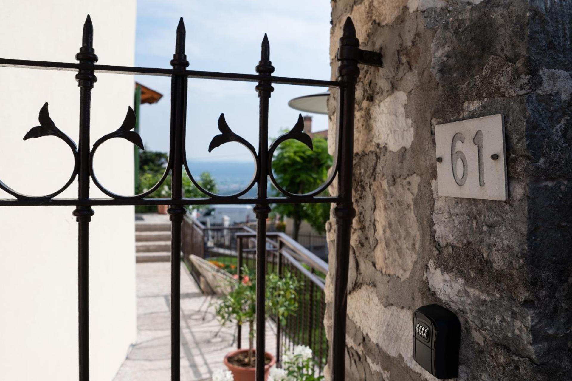 Giardino Del Borgo Appartamento Valpolicella SantʼAmbrogio di Valpolicella Dış mekan fotoğraf